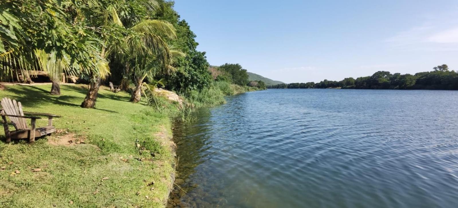Hippo Retreat & Tiger Fishing 科马蒂普特 外观 照片